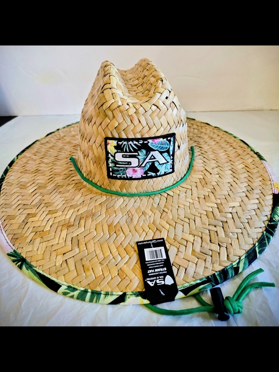 USA soul if adventure Accessories - Straw Beach Sun Hat with Green Trim and Floral Patch New With Tag